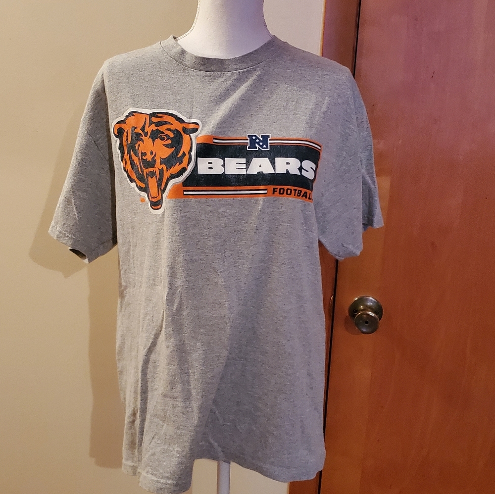 BEARS tshirt size large